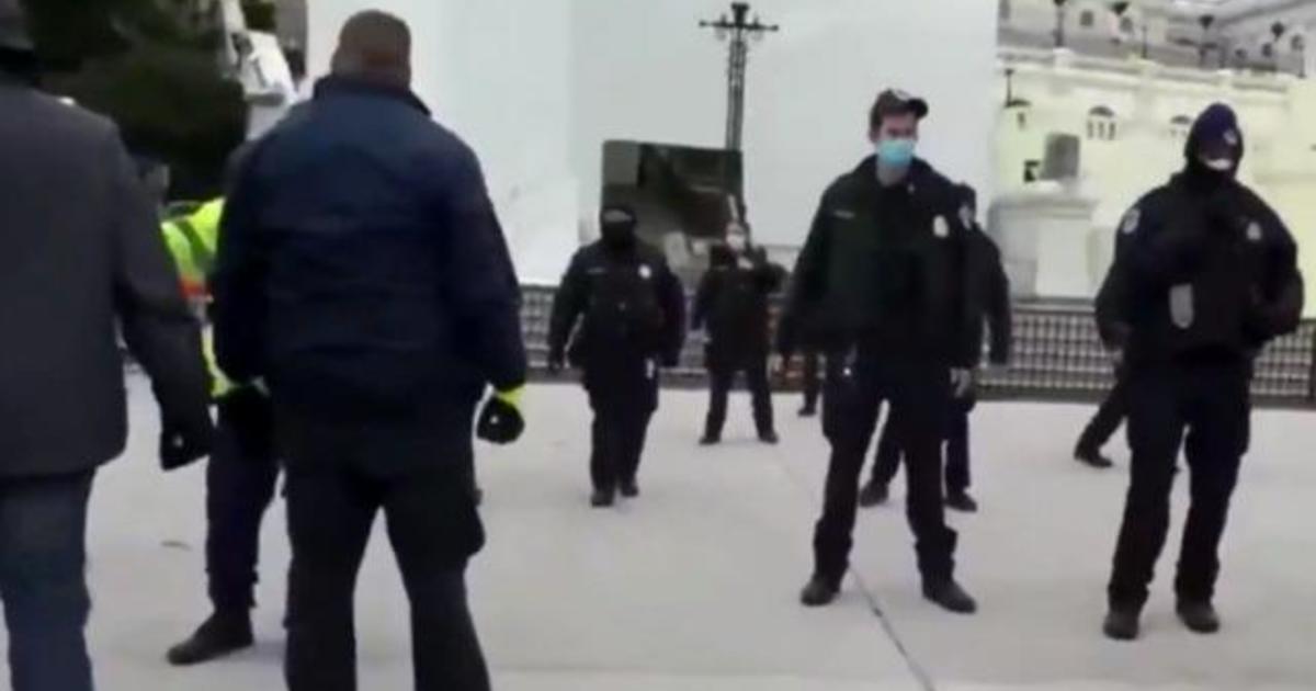 Document reveals details of dramatic Pence call during
Capitol riot 1