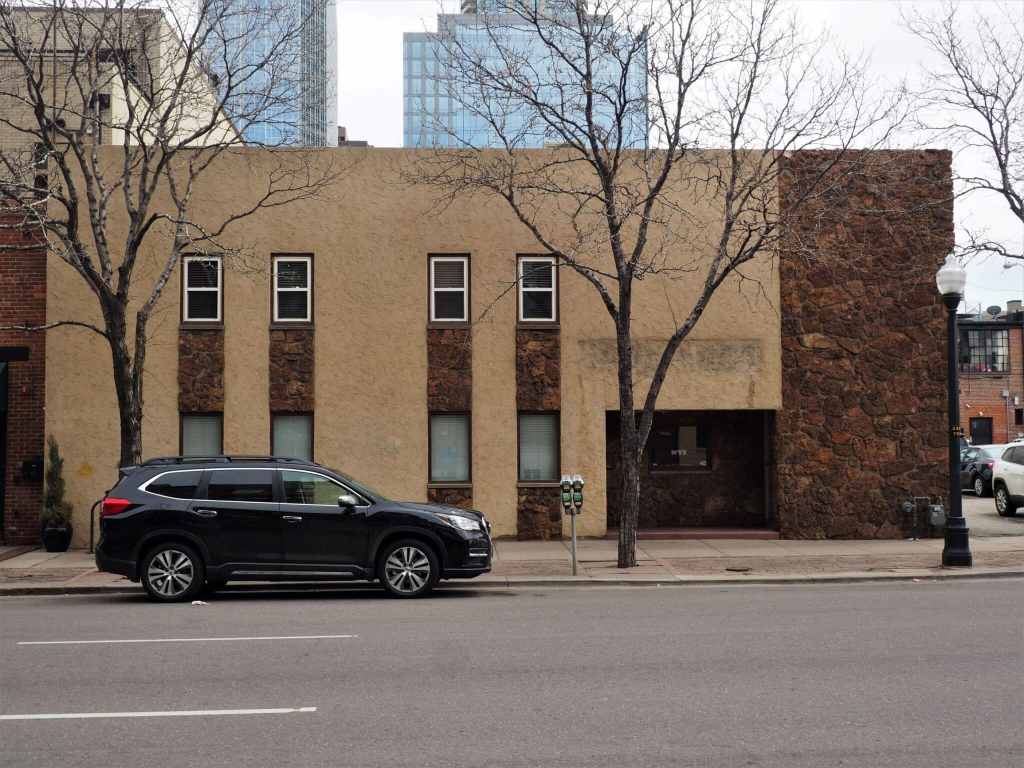 Office building in LoDo sells for $2.4M in first transaction
since 1986 1 Office building in LoDo sells for $2.4M in first transaction
since 1986 1