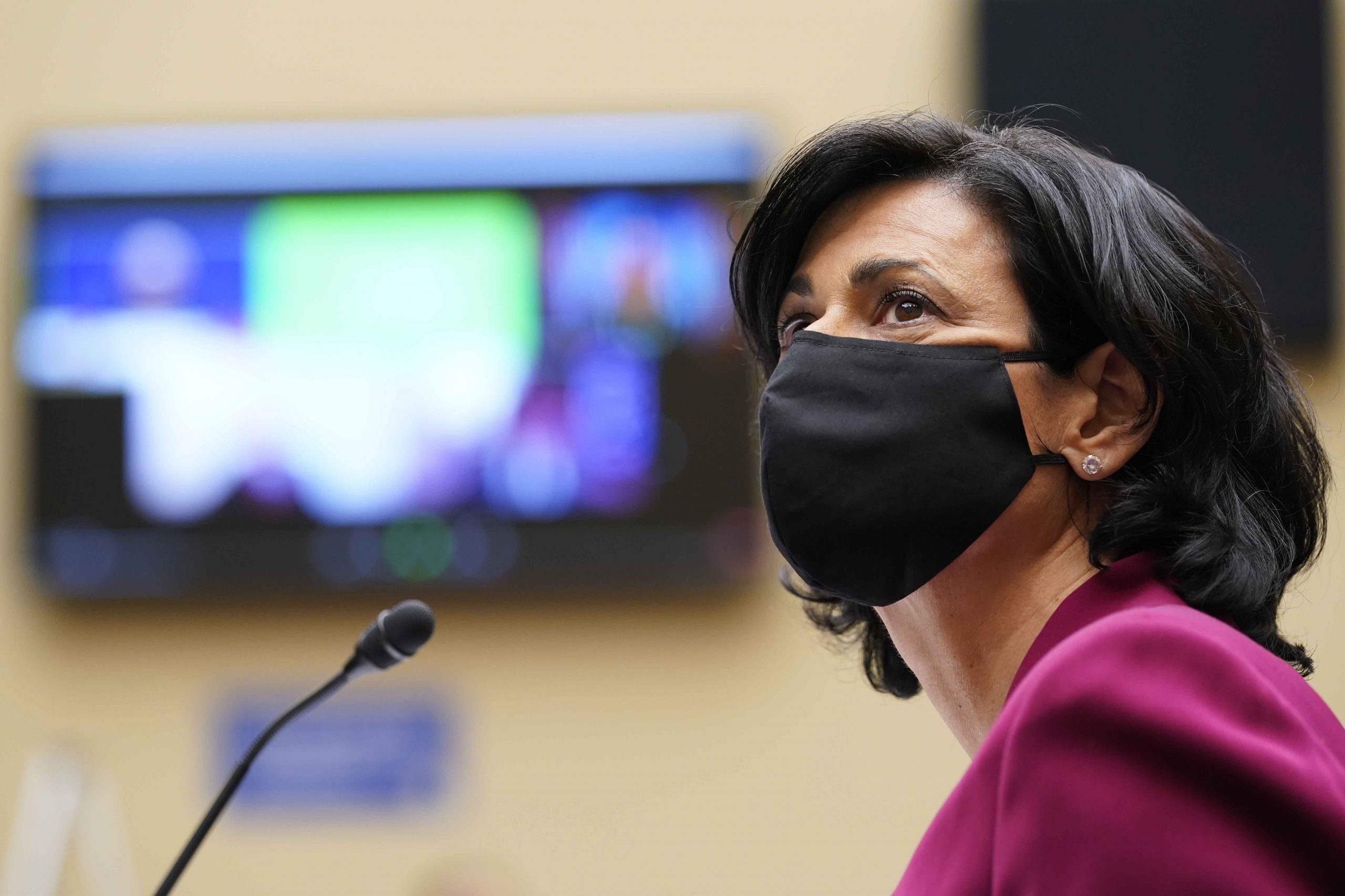 Biden administration investing $1.7B to better track
Covid-19 variants 1 Biden administration investing $1.7B to better track
Covid-19 variants 1