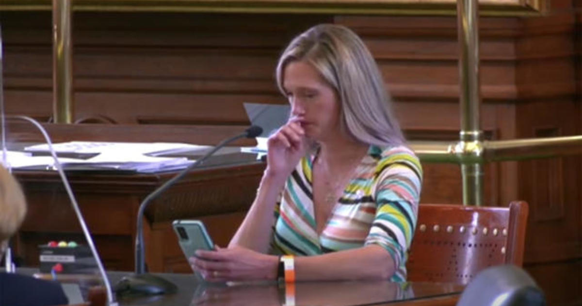 Mother gives powerful speech against Texas bill that would
classify supporting transgender children as abuse 1