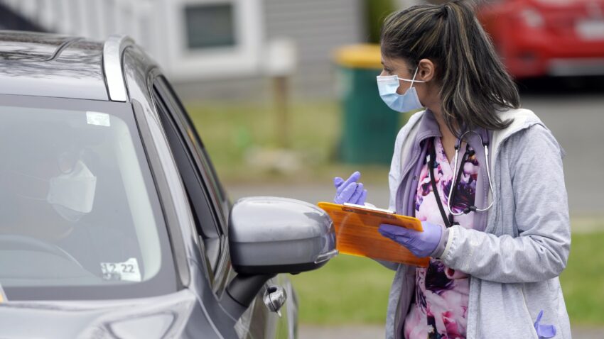 Mass. reports 1,694 new COVID-19 cases, 10 new
deaths 1