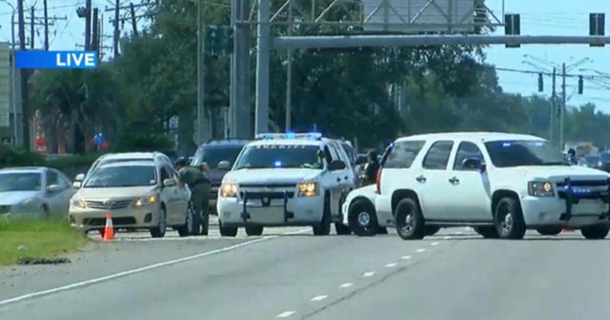 Baton Rouge police officers shot, killed 1