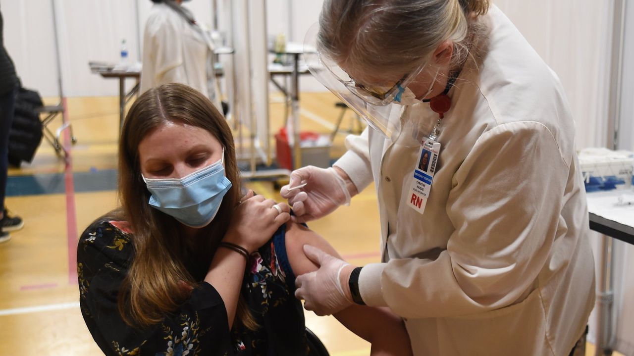 COVID-19 cases continue to stagnate despite vaccination
push, Cuomo says 1
