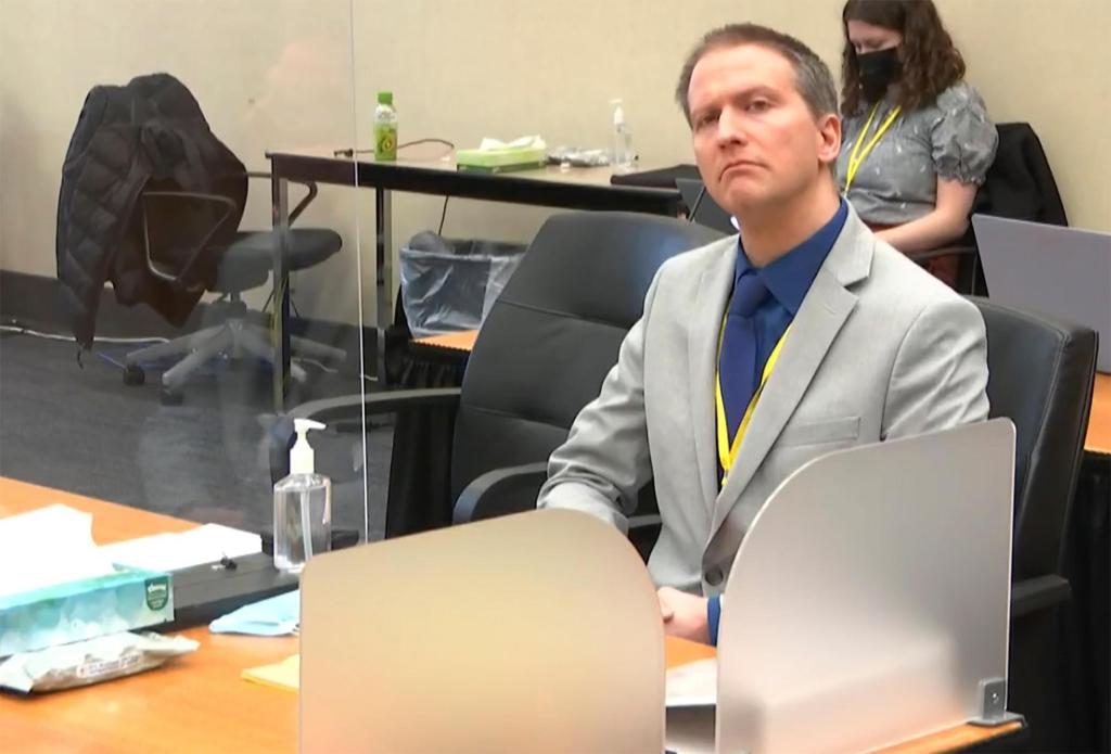 4 former Minneapolis cops indicted on U.S. civil rights
charges in George Floyd death 1