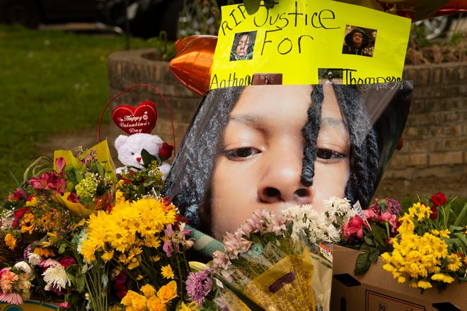 No charges for Tennessee officer who fatally shot Black
student in high school bathroom 1