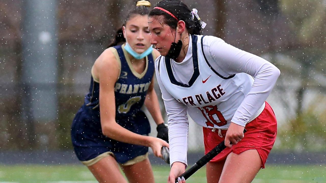 Taylor Giugliano scores, Miller Place holds off Bayport-Blue
Point for Suffolk Class B field hockey crown 1