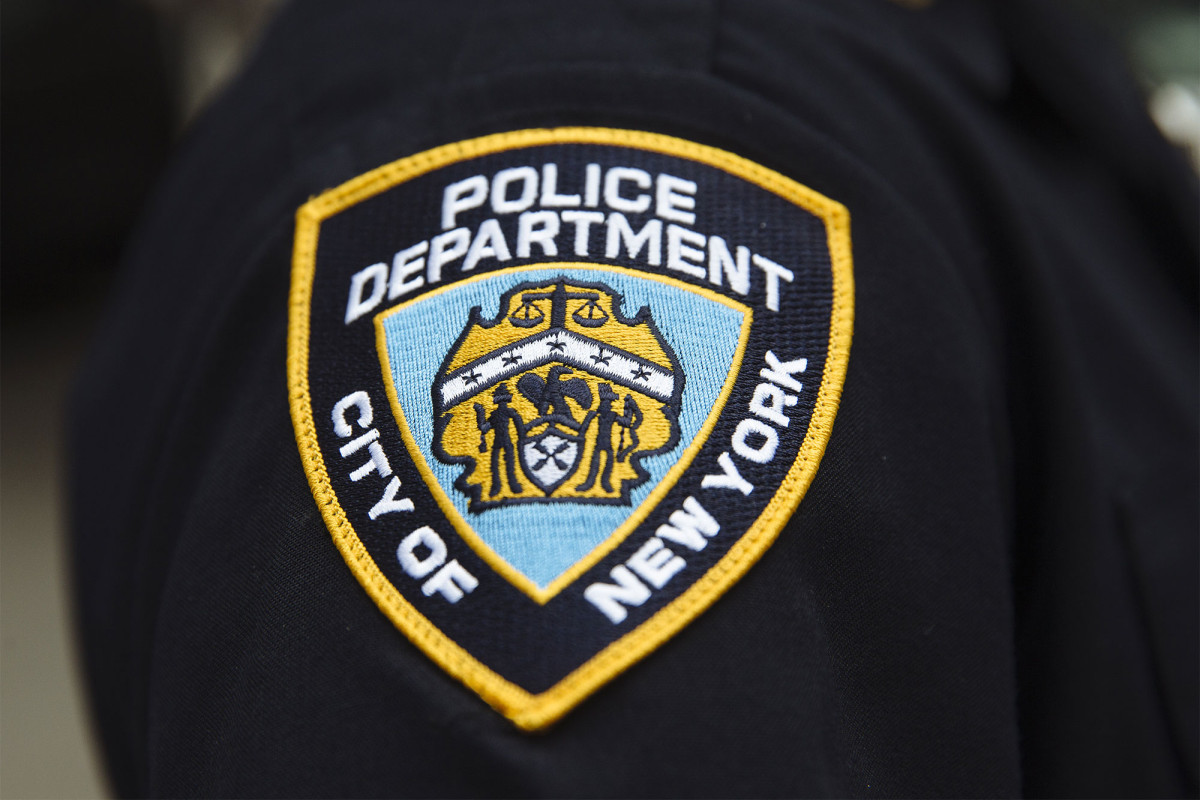 Woman shackled while giving birth wins $750K settlement
against NYC, NYPD officers 1
