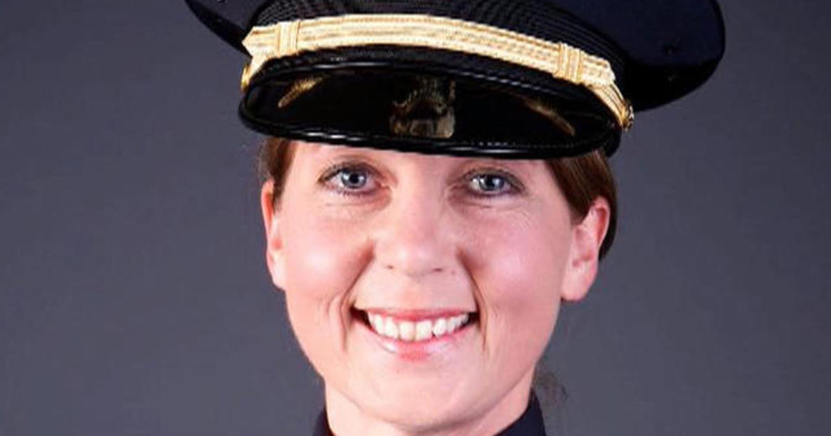 Tulsa police officer charged with manslaughter for shooting
unarmed black man 1