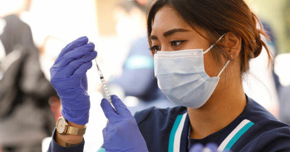 U.S. coronavirus vaccinations slow amid growing
hesitancy 1