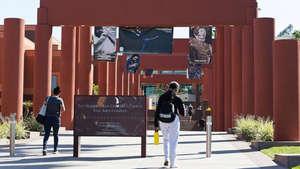 California's public universities to require COVID-19
vaccine 1 California's public universities to require COVID-19
vaccine 1