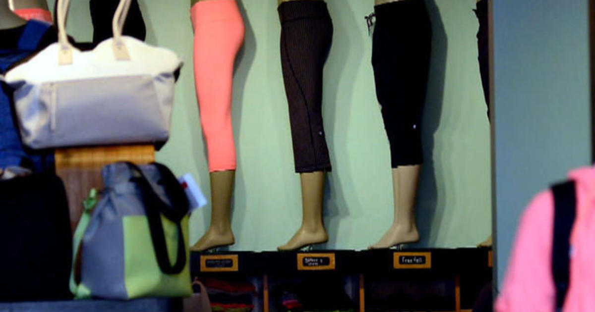 Women plan "yoga pants parade" in protest 1
