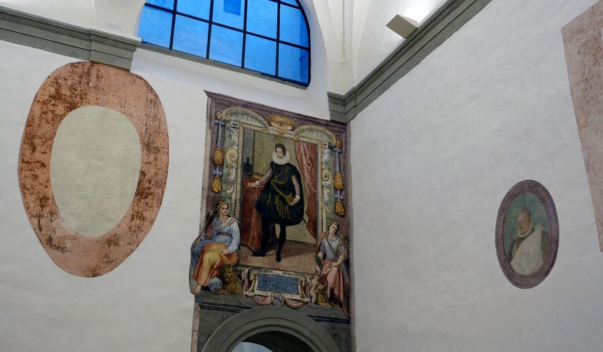 Lost frescoes to greet visitors when Italy's Uffizi
reopens 1