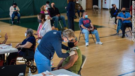 New study shows why vaccinating everybody against Covid-19
is essential 1