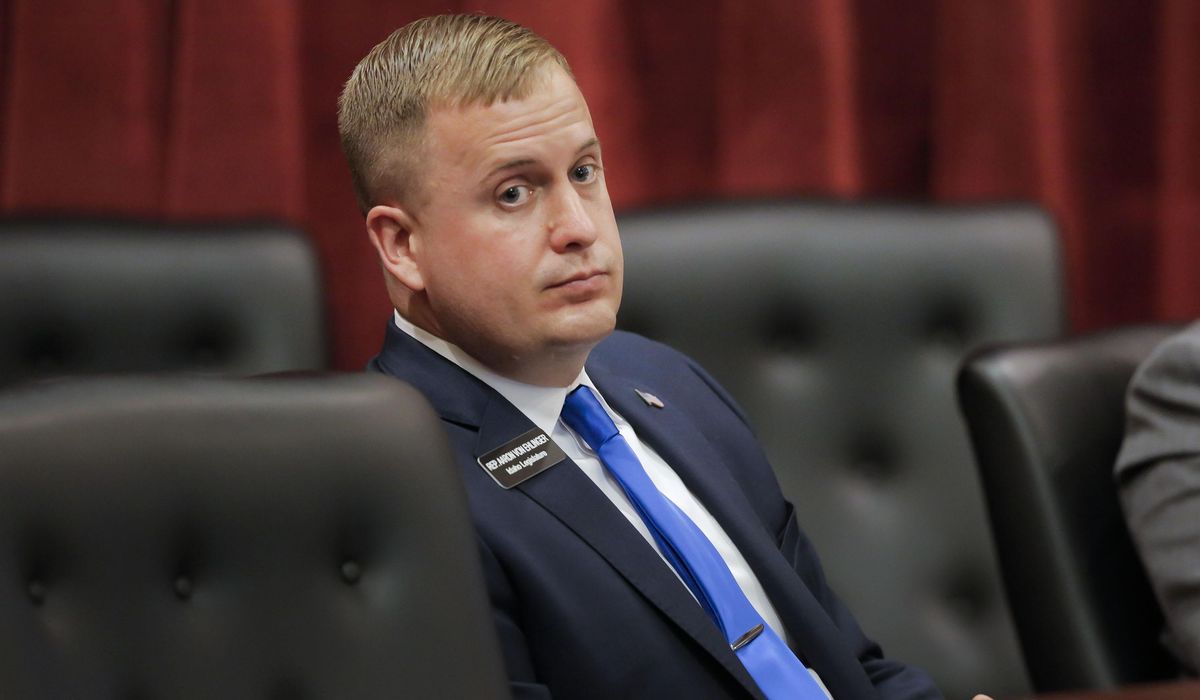 Sexual misconduct claims push 4 lawmakers from
office 1