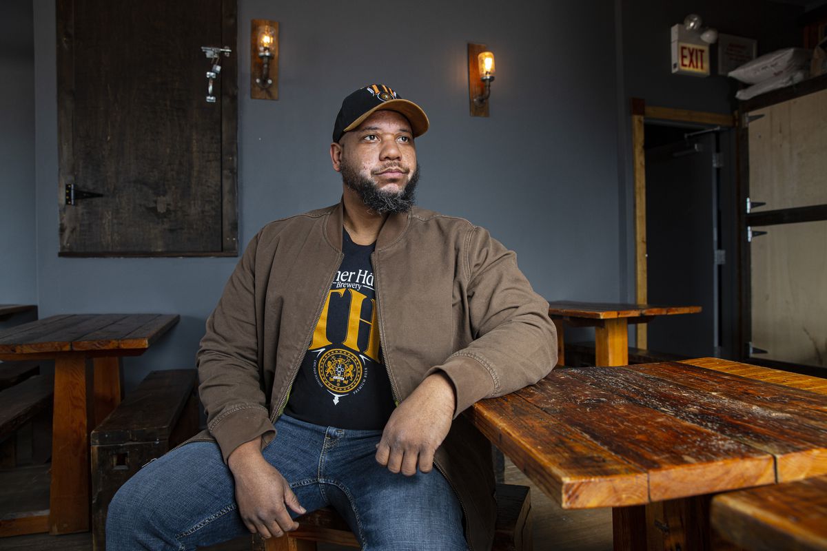 Bronzeville’s Turner Haus Brewery, Sip & Savor to
open Chicago’s lone Black-owned brewery 1