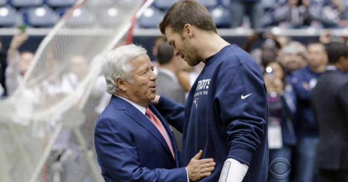 Brady, Patriots vow to fight NFL's "deflategate"
punishment 1