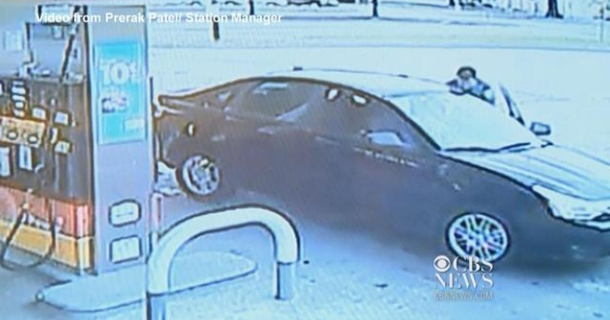 Man caught on camera dragging officer with car 1
