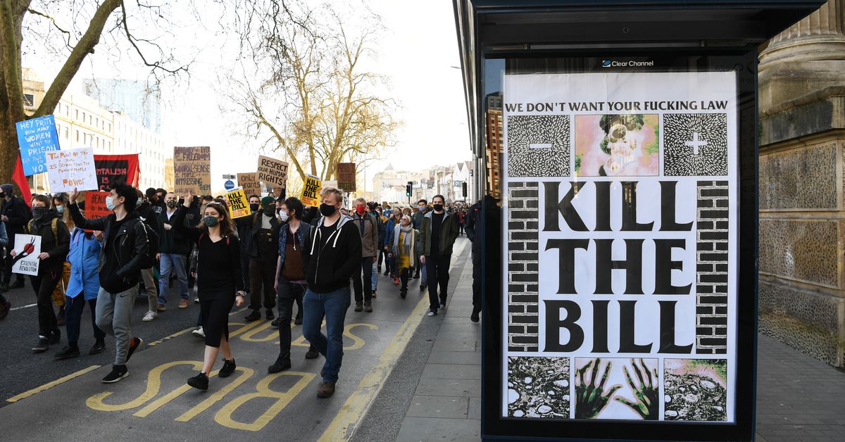 “10 years for protest, 5 years for rape”: Demonstrators
protest a policing bill in England and Wales 1