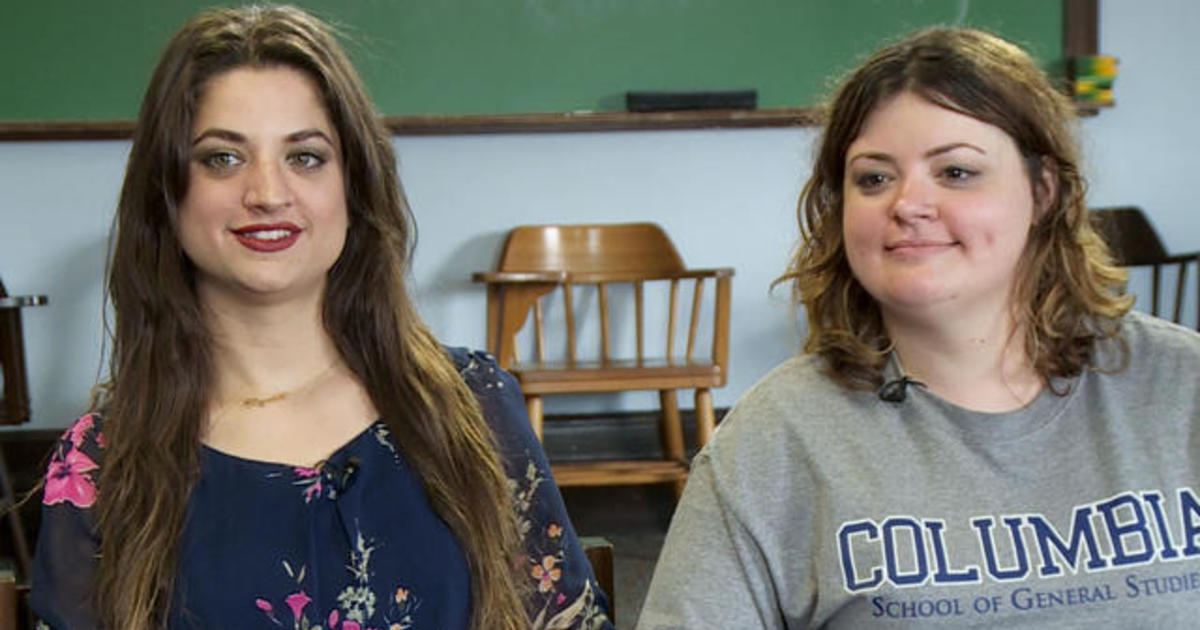 Long-lost sisters meet for first time in classroom 1