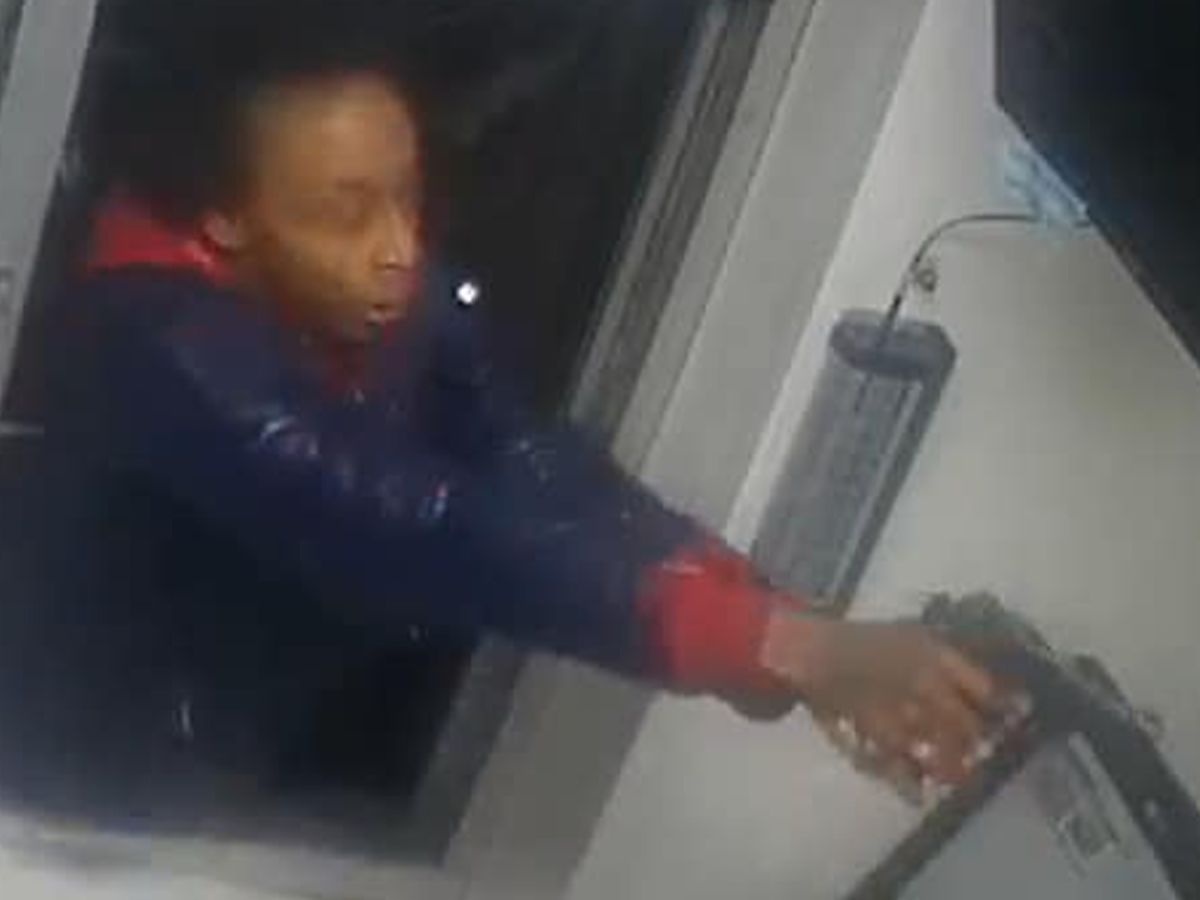 Woman angry over drive-thru wait time opens fire on Burger
King employees in Tennessee 1 Woman angry over drive-thru wait time opens fire on Burger
King employees in Tennessee 1