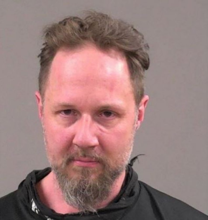 Burger King Worker Strangled by Customer Following Mask
Dispute, Police Say 1
