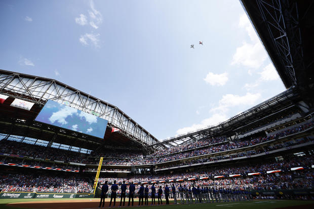Texas Rangers fill stands with 38,000 fans in home
opener 1