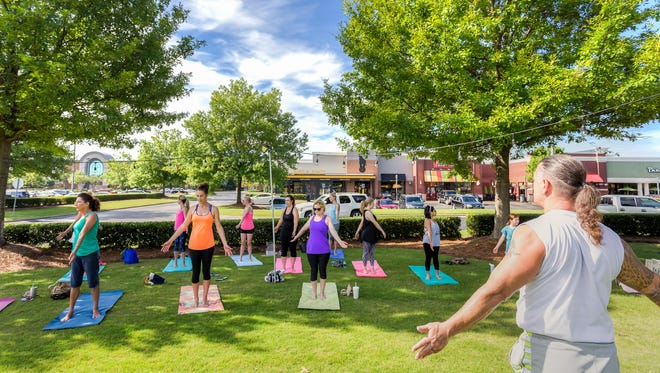 Yoga still banned in Alabama public schools, for now, as
conservatives cite Hinduism ties 1