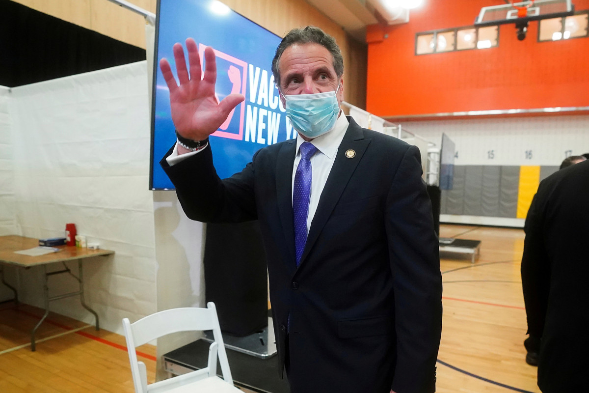 New York Assembly opens hotline for Gov. Cuomo impeachment
probe 1