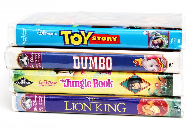 TikTok Users Discover Viral 'Hamster Dance' Song Is From
Classic Disney Film 1