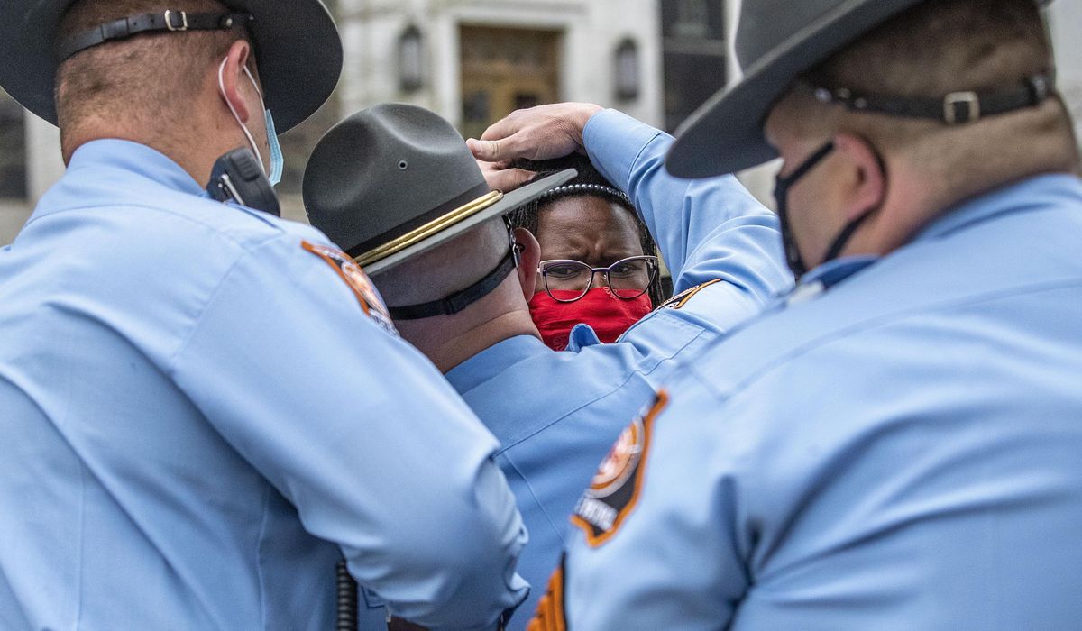 Georgia lawmaker won't face charges for voting bill
protest 1