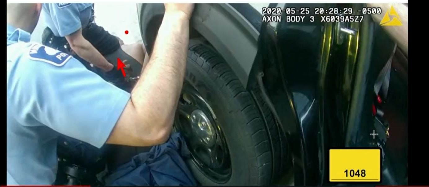 BREAKING: Training Officer Testifies Chauvin Did Not Use A
“Choke Hold” 1