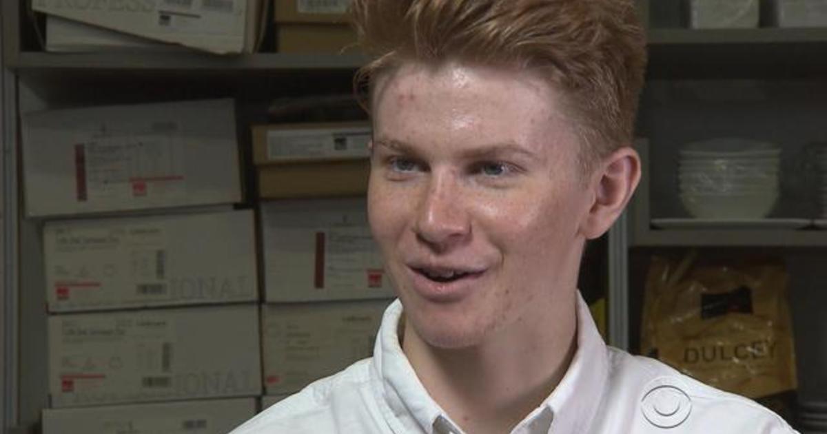 Teen chef opens first NYC restaurant 1