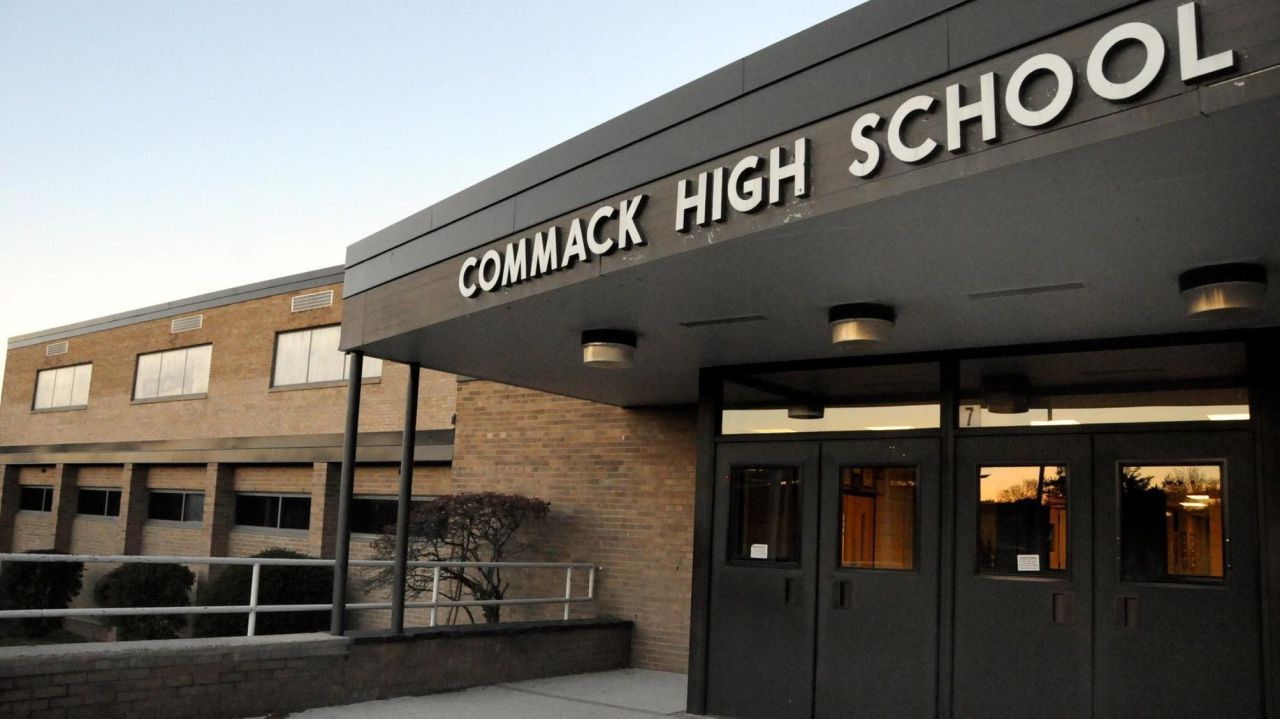 Some schools willing to 'risk' allowing students to go
on field trips 1