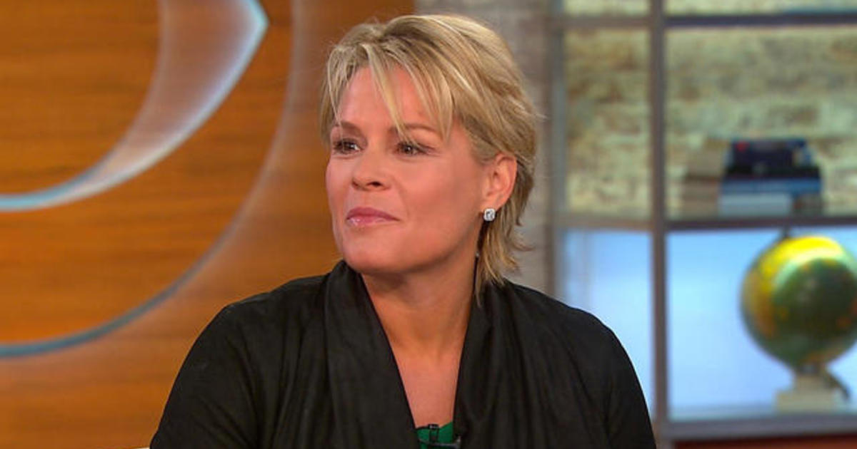 Celebrity chef Cat Cora opens up in "Cooking as Fast as I
Can" 1