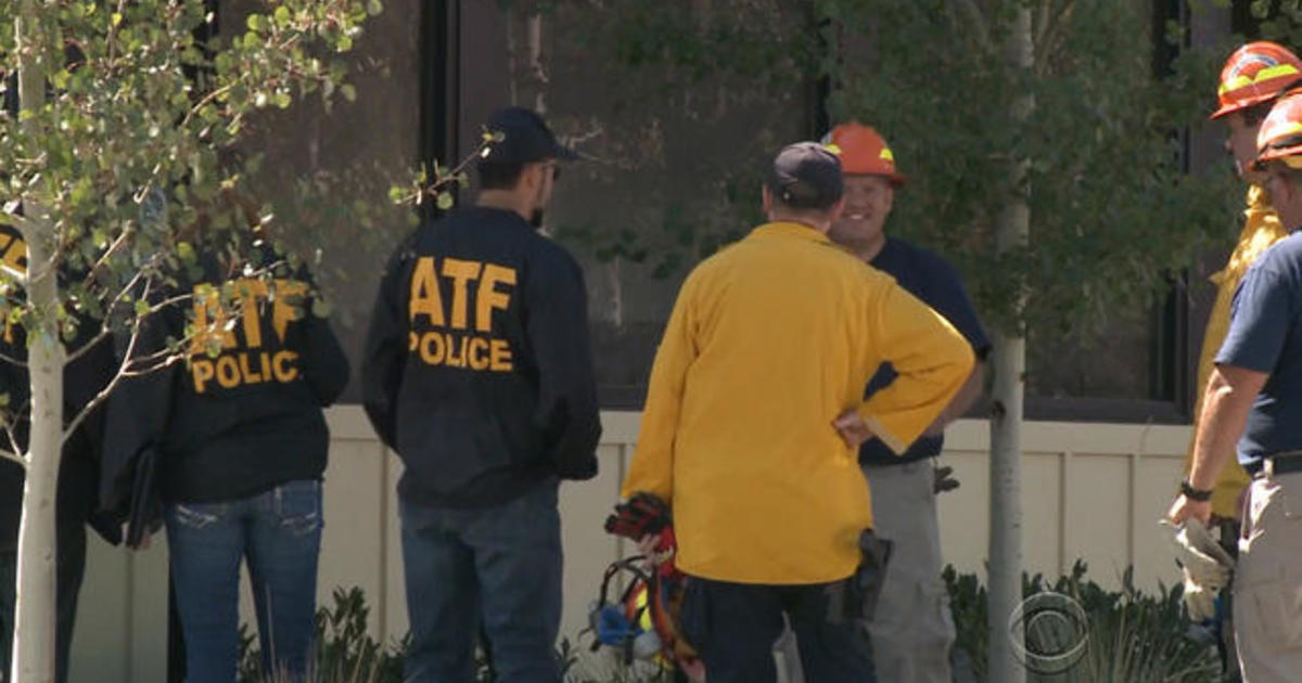 FBI investigates attacks on Planned Parenthood
offices 1