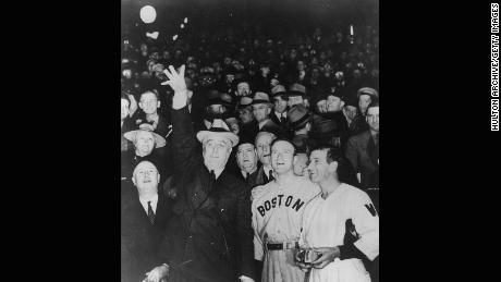 Analysis: Play ball! Why politicians love baseball's Opening
Day 1