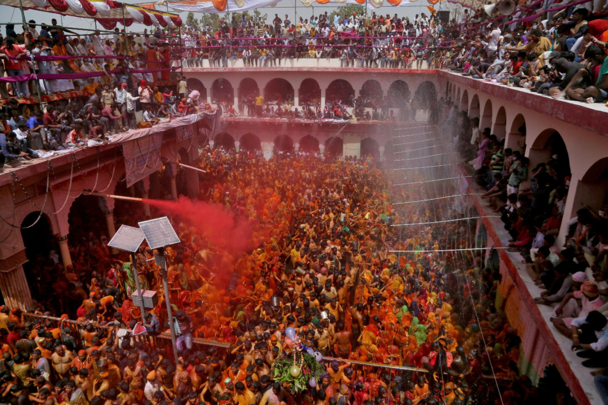Rallies, religious gatherings aggravate India’s worst
COVID-19 surge 1