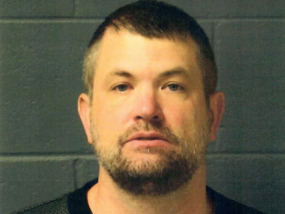 Former Alabama police officer pleads guilty to murdering
wife 1 Former Alabama police officer pleads guilty to murdering
wife 1