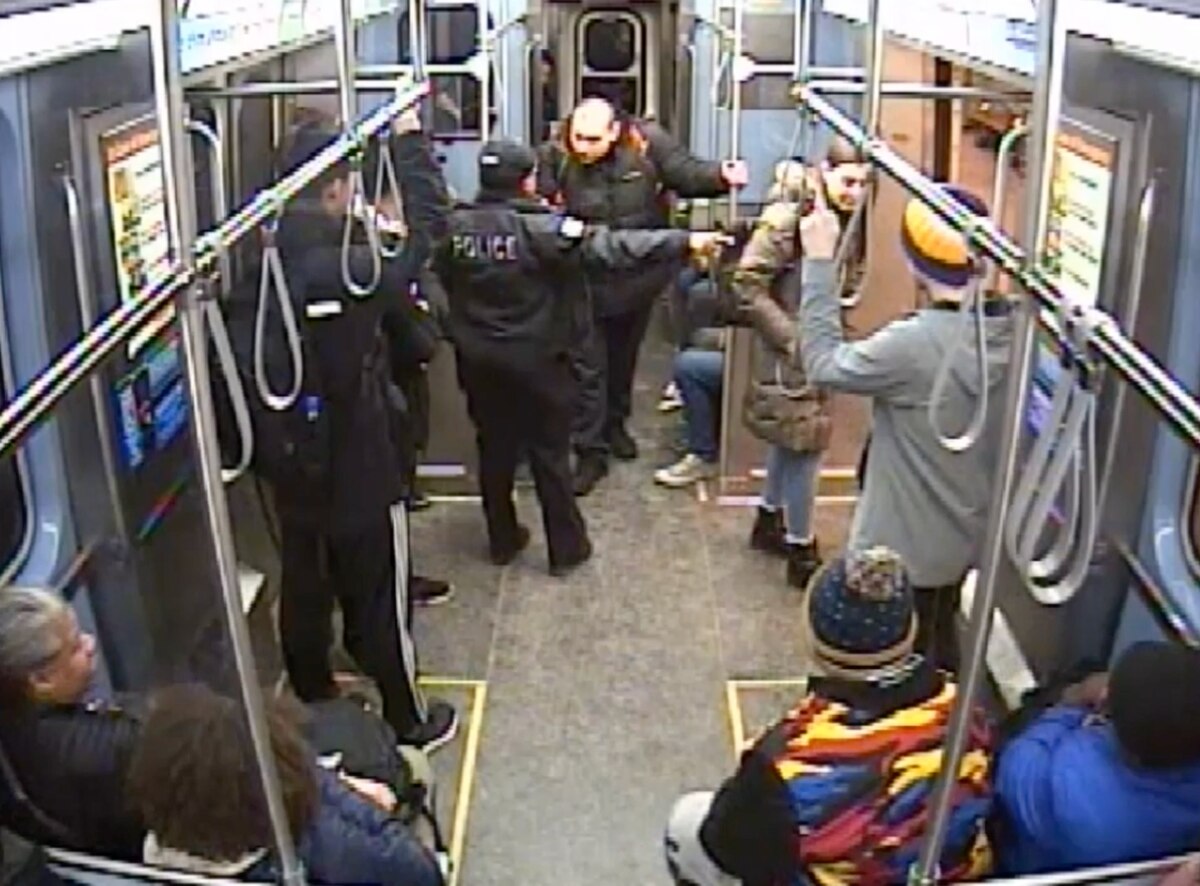 Two officers involved in controversial shooting on CTA
platform now face firing from Chicago Police Department 1 Two officers involved in controversial shooting on CTA
platform now face firing from Chicago Police Department 1