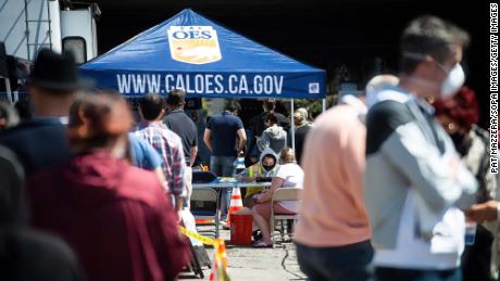 More than half of rural residents have received a Covid-19
vaccine or plan to, but hesitancy remains high, analysis
finds 1