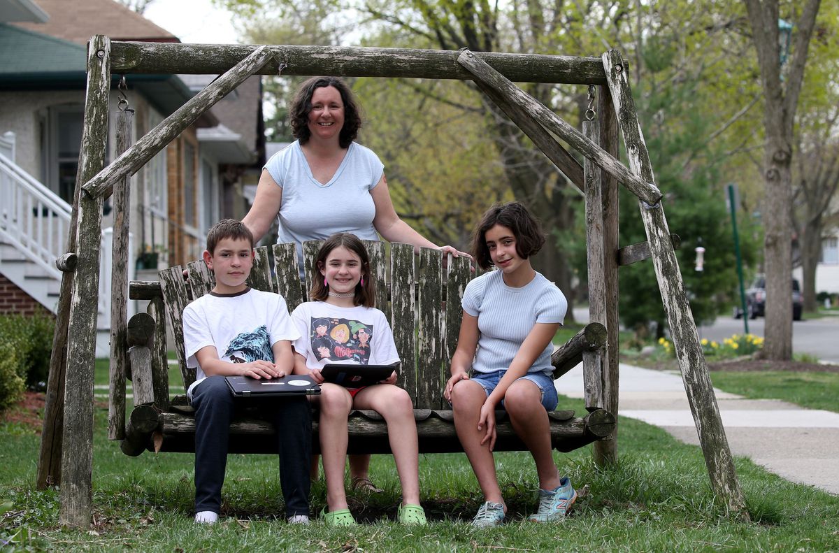 Unions and parents call for boycotts over schools’ plans for
in-person standardized tests this spring: ‘A waste of our
time’ 1 Unions and parents call for boycotts over schools’ plans for
in-person standardized tests this spring: ‘A waste of our
time’ 1