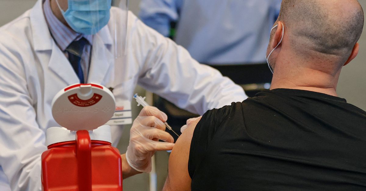 COVID-19 vaccination rate continues to drop as pandemic
death toll surpasses 22,000 1