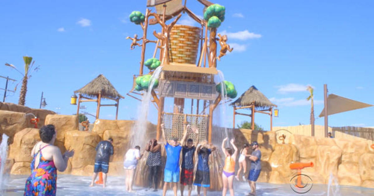 World's first "ultra-accessible" water park opens in
Texas 1