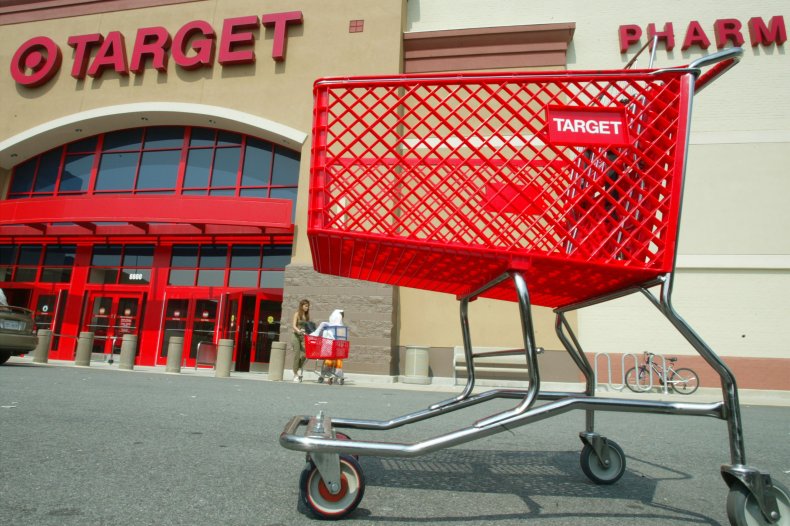 3 of the Nation's 10 Largest Retailers Have Now Lifted Mask
Mandates in Stores 1