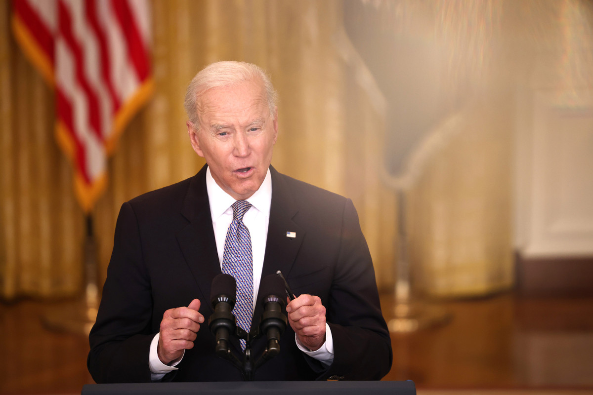 Biden’s border mess is so bad he’s forced to use funds meant
for COVID-19 1