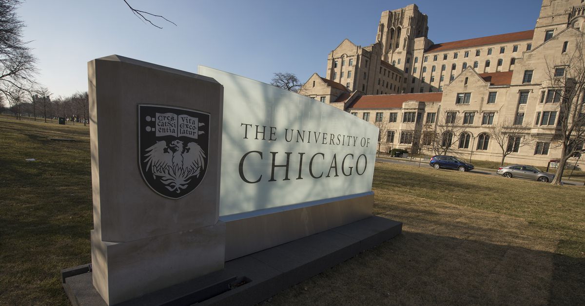 University of Chicago to require COVID-19 vaccinations for
students in the fall 1