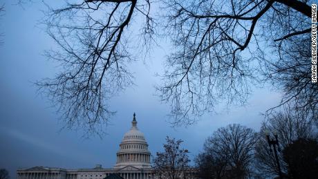 Kevin McCarthy seeks to vote to lift mask rules for the
House floor 1