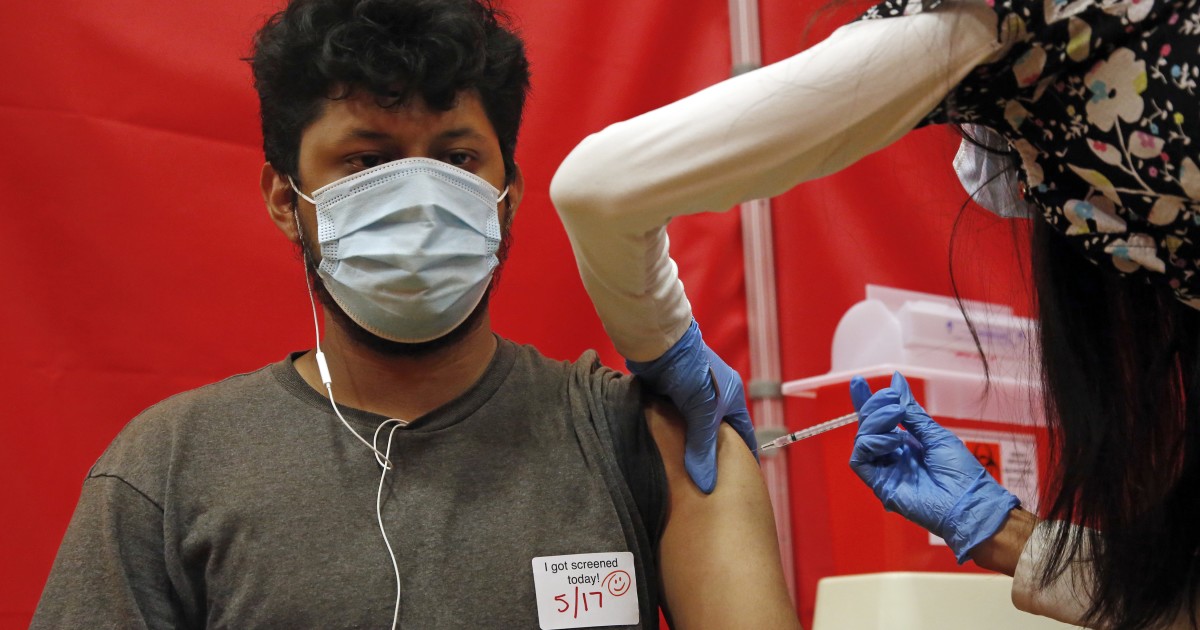 California considers dropping mask, distancing rules at
workplaces if everyone vaccinated 1