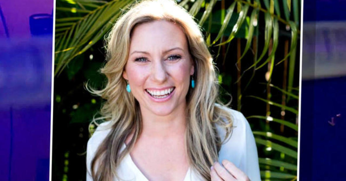 Why were cameras off when Minn. officer opened fire on yoga
teacher? 1