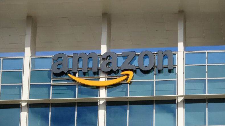 Amazon Becomes Largest Retailer in U.S. to End Mandatory
Masks 1